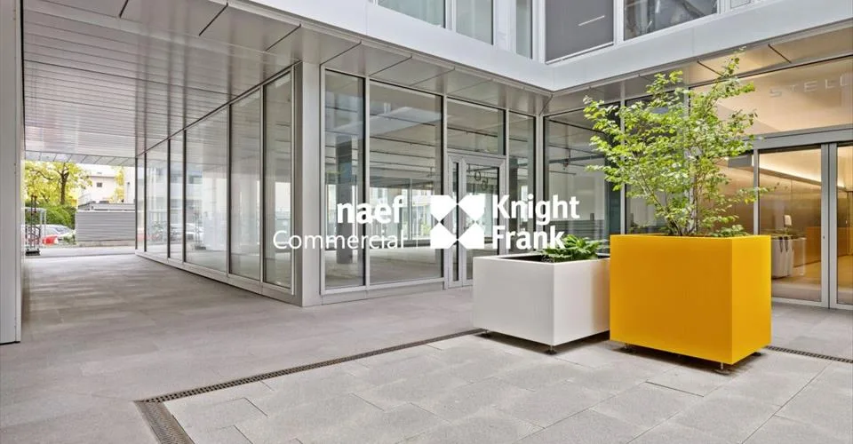 Stellar 32 - Belle arcade d'env. 290 m²