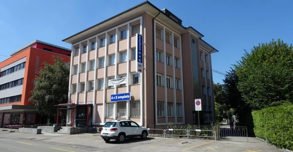 Bureaux de 250 m2 au 2Ã¨me Ã©tage