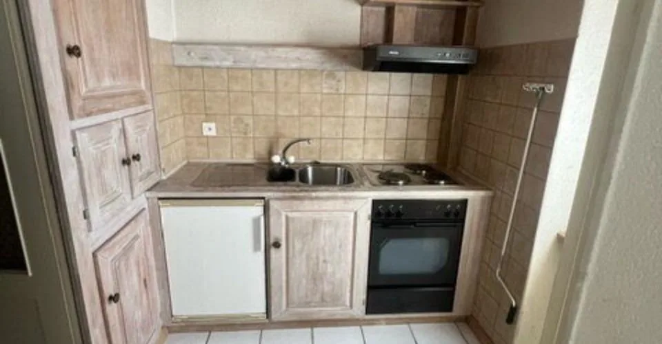 Local commercial de ~52 m2 au rez-de-chaussée à louer à Courtételle