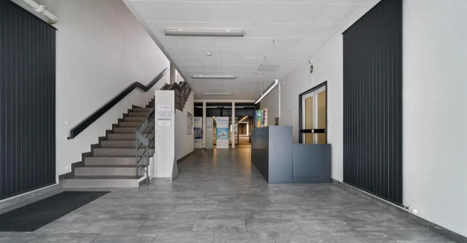 Moutier - dans le Forum - local de 1 pièce au sous-sol