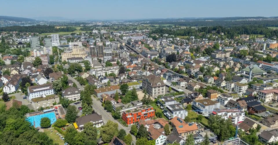 Mehrgenerationenhaus mit Charakter an zentraler Lage