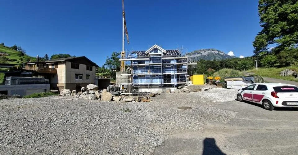 DEIN TRAUMHAUS IM GRÜNEN PARADIES