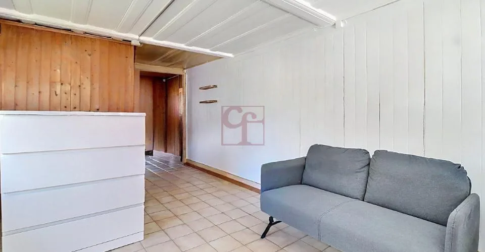 Sorens – Maison rénovée avec 2 appartements et 1 local commercial