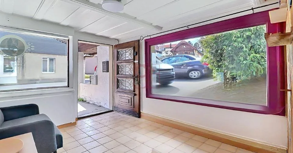 Sorens – Maison rénovée avec 2 appartements et 1 local commercial