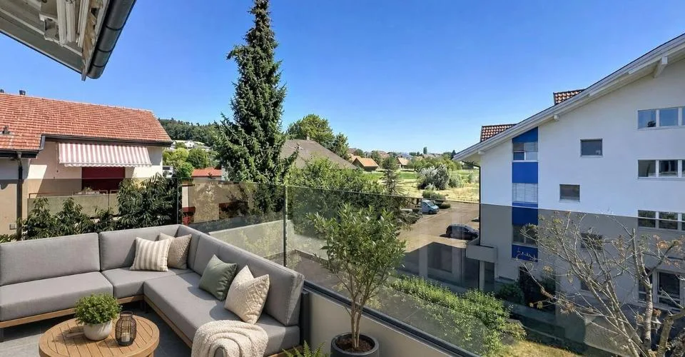 Très bel appartement rénové de 3.5 pces avec balcon