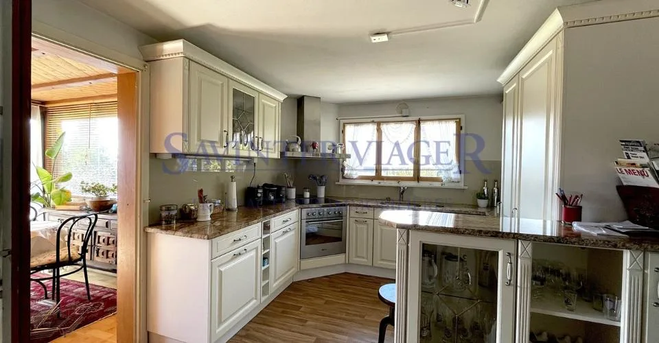 Appartement au calme avec jardin, PPE de 2034m2. Sale&Lease-back