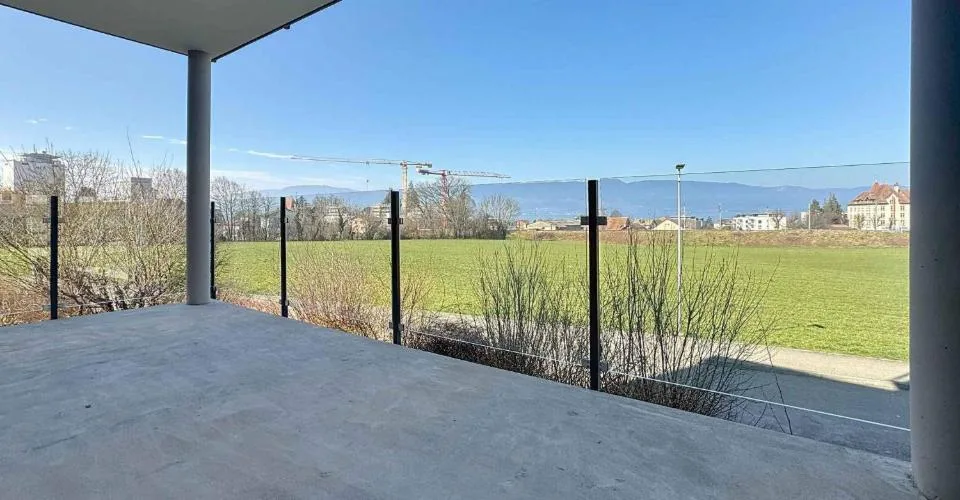 Appartement 4.5 pièces rénovéavec vue dégagée