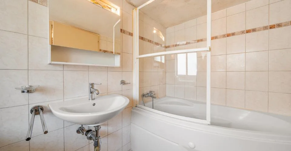 Maison villageoise de 3 logements avec jardin et potentiel foncier
