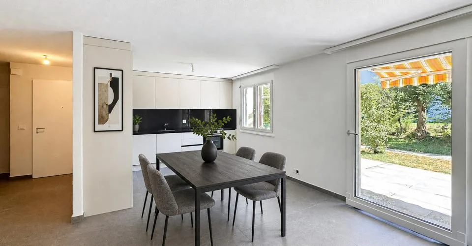 Très bel appartement rénové de 4.5 pces avec jardin
