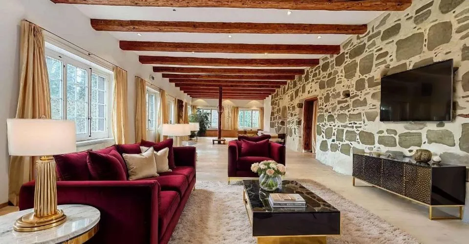 Un domaine d'exception chargé d'histoire – Une opportunité rare sur le marché !