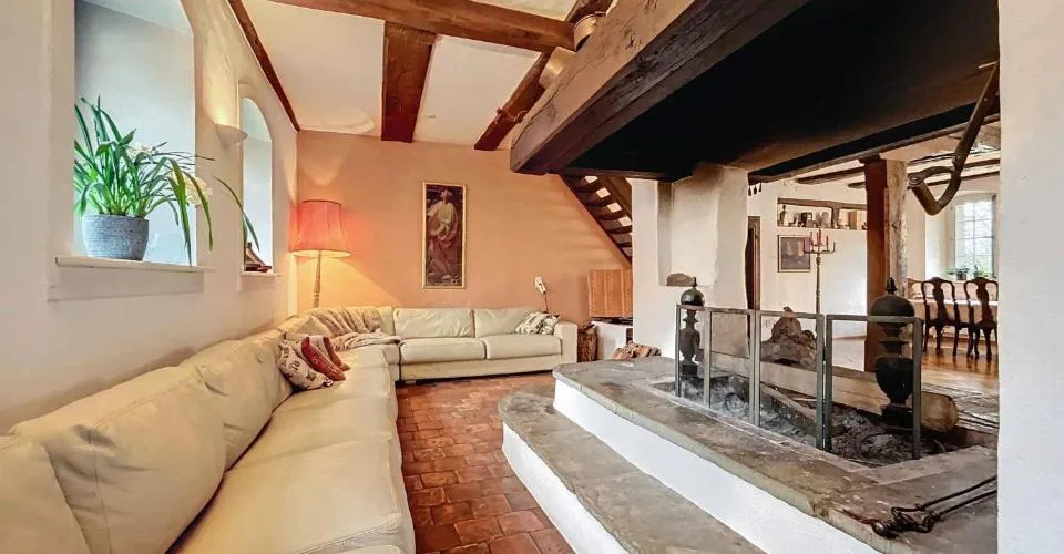 Un domaine d'exception chargé d'histoire – Une opportunité rare sur le marché !