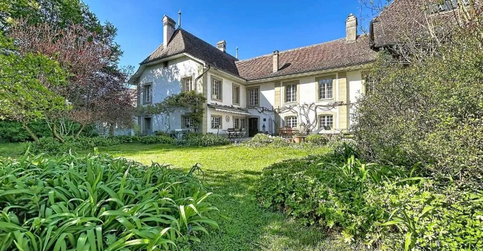 Un domaine d'exception chargé d'histoire – Une opportunité rare sur le marché !