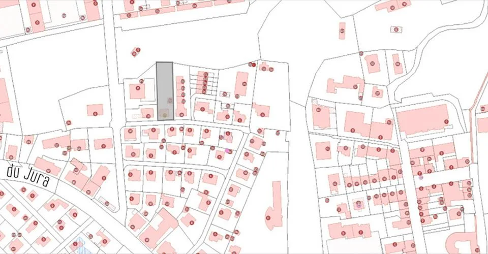 RARE : maison individuelle au quartier du Jura avec terrain à bâtir