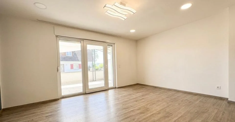 Renoviertes 7.5-Zimmer-Einfamilienhaus mit grossem Garten, Solothurn