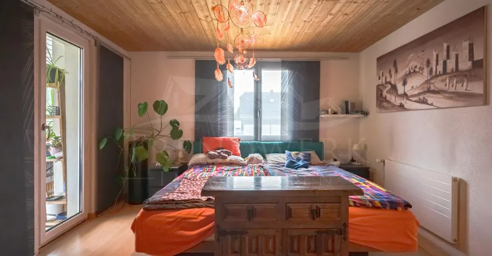 Maison de 7,5 pièces avec une réserve de terrain de 1202m²