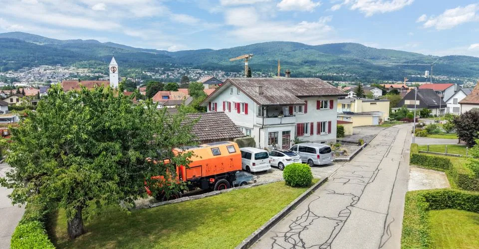 Maison de 7,5 pièces avec une réserve de terrain de 1202m²