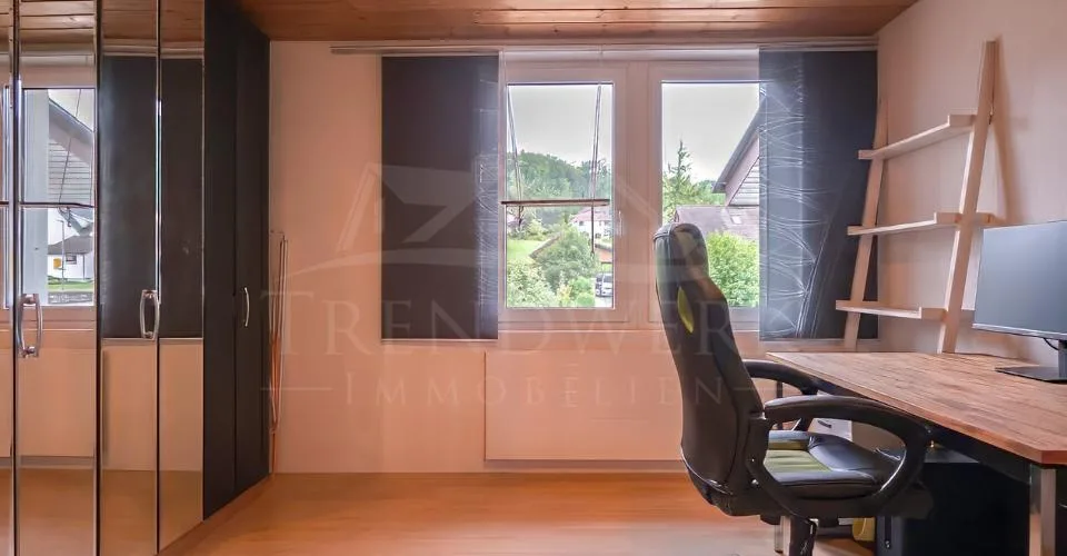 Maison de 7,5 pièces avec une réserve de terrain de 1202m²