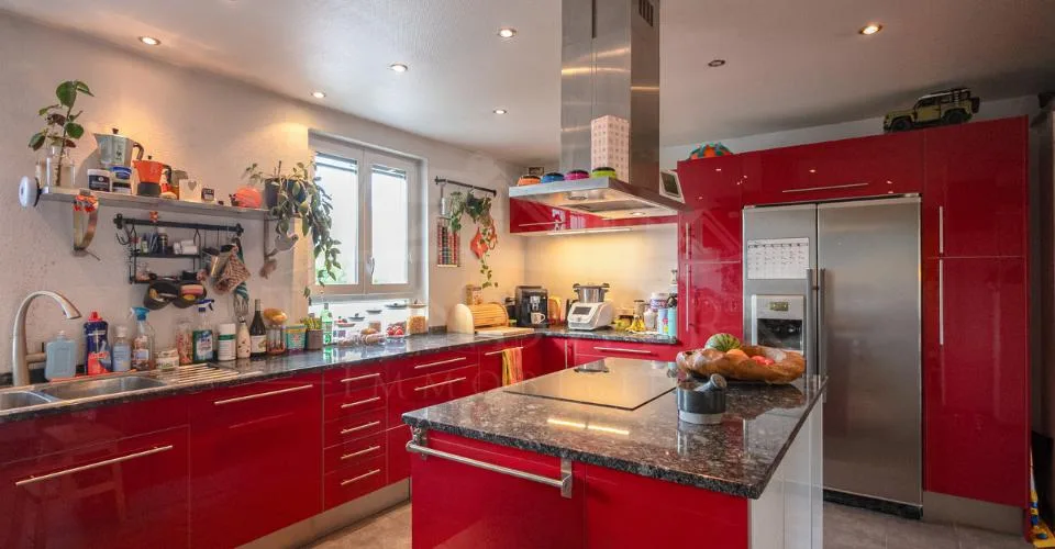 Maison de 7,5 pièces avec une réserve de terrain de 1202m²