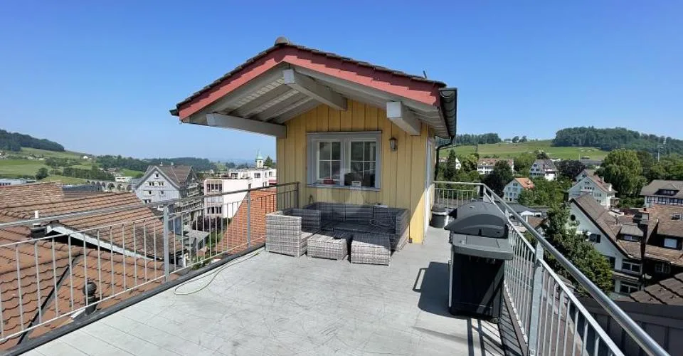MODERNER INNENAUSBAU IM HERZEN DER STADT