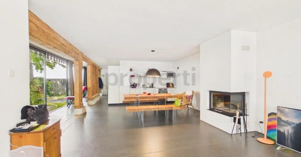 Einzigartiges 2.5 Zimmer-Loft-Juwel mit historischer Seele in Aarau