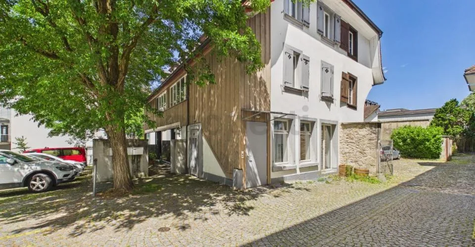 Einzigartiges 2.5 Zimmer-Loft-Juwel mit historischer Seele in Aarau
