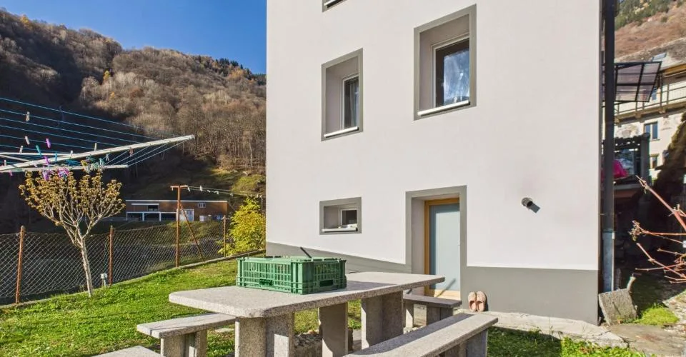 Incantevole casa unifamiliare a Marolta con ampio giardino