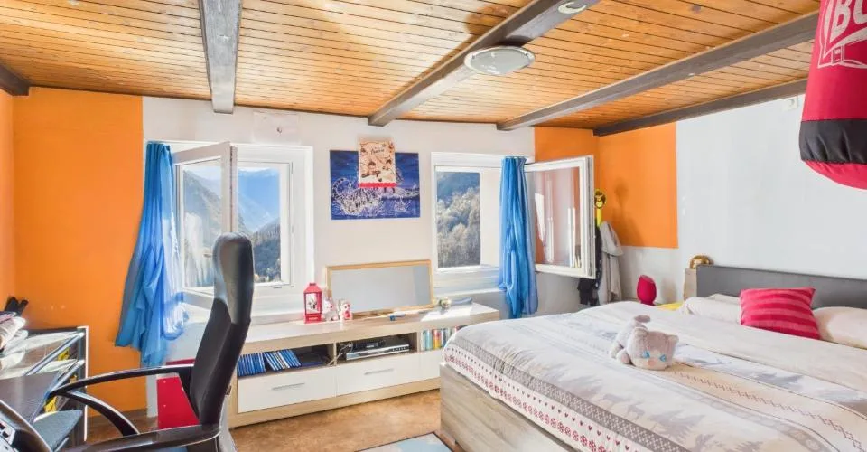 Incantevole casa unifamiliare a Marolta con ampio giardino