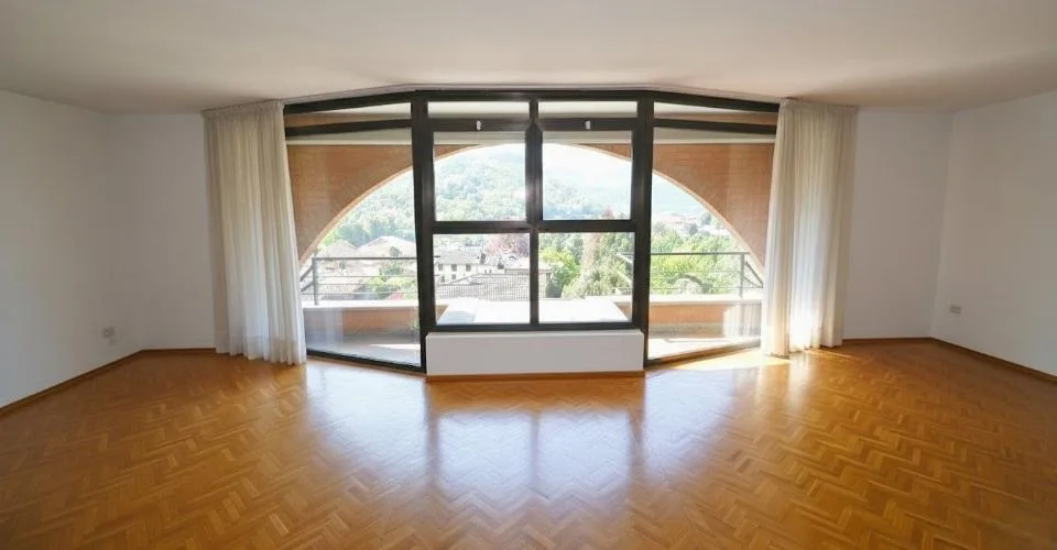 CASA FIRMATA ATTILIO PANZERI CON GIARDINO A GENTILINO – photo 9 of 13