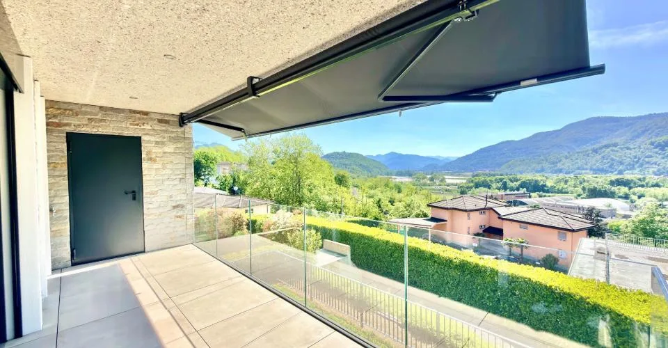 A SOLI 2 KM DAL CENTRO DI LUGANO - MODERNO APPARTAMENTO CON VISTA PANORAMICA