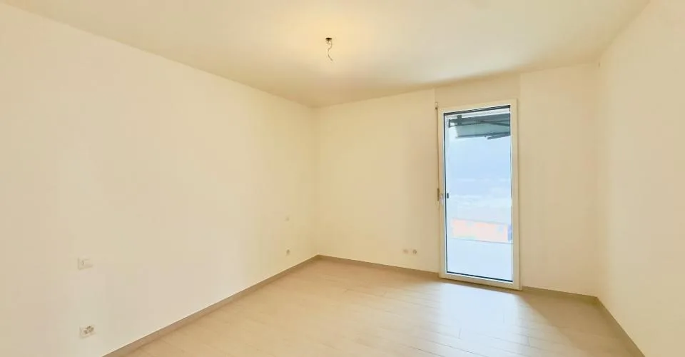 A SOLI 2 KM DAL CENTRO DI LUGANO - MODERNO APPARTAMENTO CON VISTA PANORAMICA