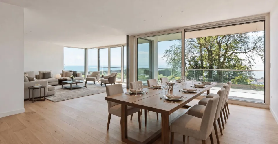 Villa neuve de standing avec vue panoramique sur le lac Léman