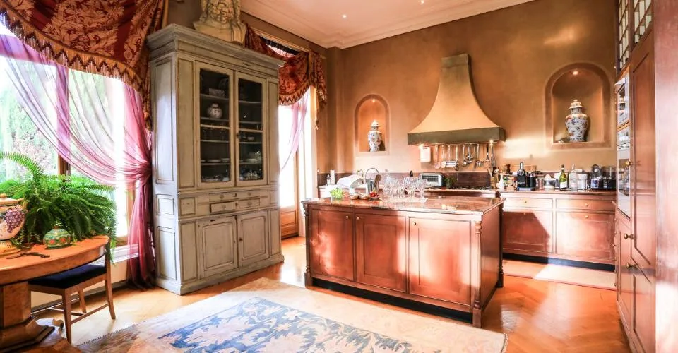 Somptueuse maison du 19ème siècle à vendre au centre de Montreux