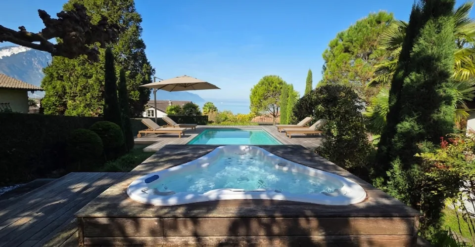 La Villa Riviera