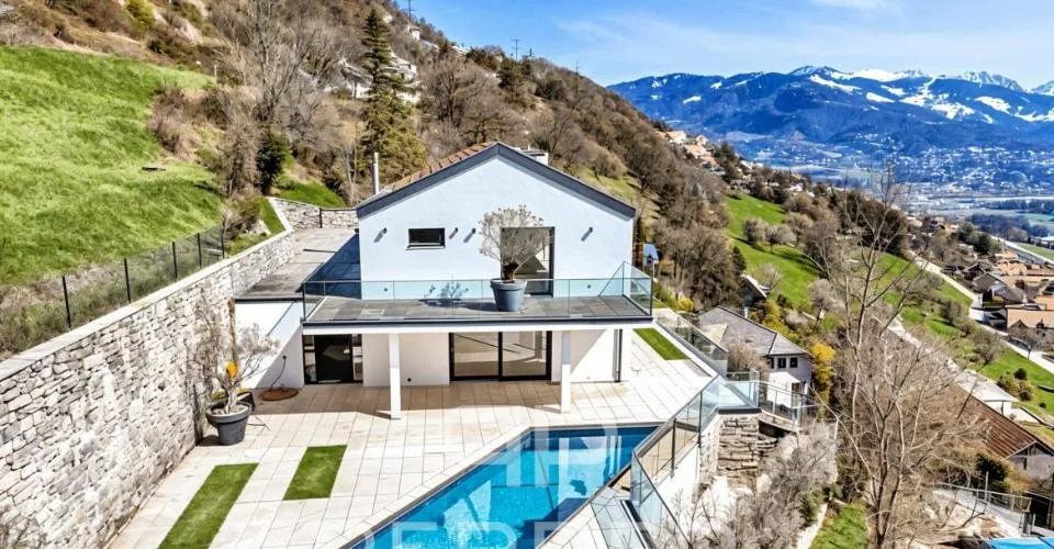 Villa de standing avec panorama d’exception