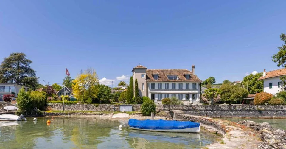 Domaine d'exception au bord du lac – Port privé & vue panoramique – foto 3 di 12