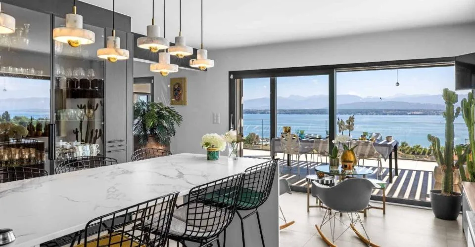 Villa d'exception avec vue spectaculaire sur le Léman