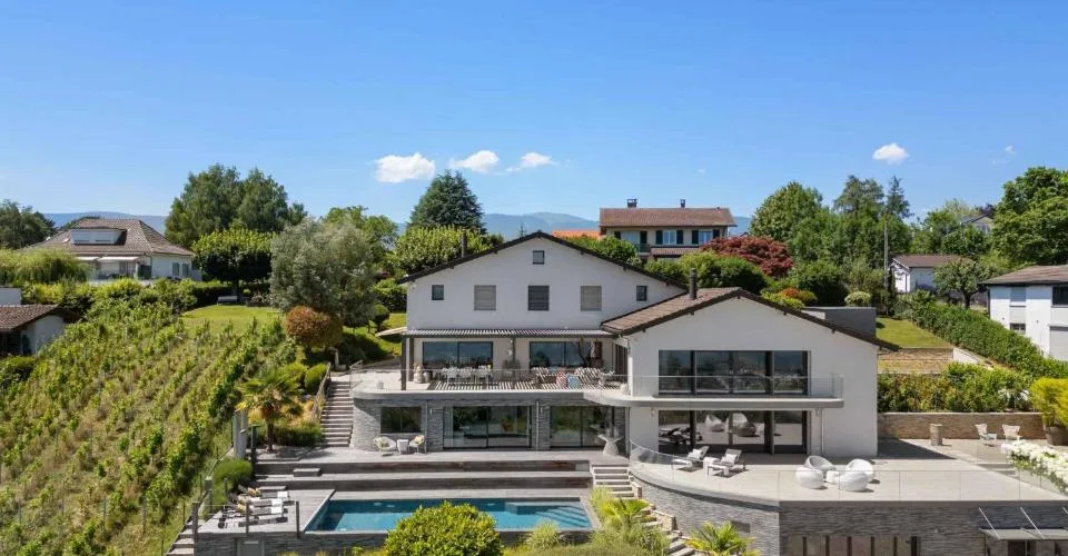 Villa d'exception avec vue spectaculaire sur le Léman