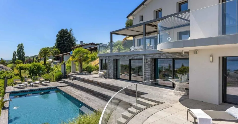Villa d'exception avec vue spectaculaire sur le Léman