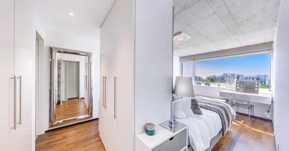 Townhouse moderne avec patio & terrasse – Vue panoramique sur le lac