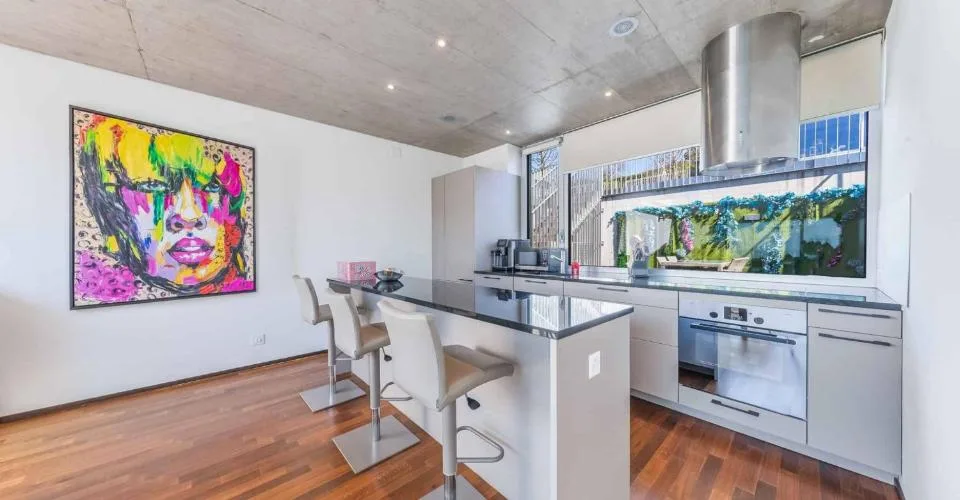 Townhouse moderne avec patio & terrasse – Vue panoramique sur le lac