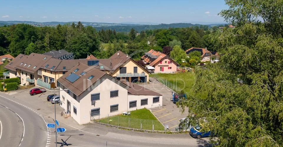 Immeuble de rendement rénové avec réserve de développement – Foto 12 von 13