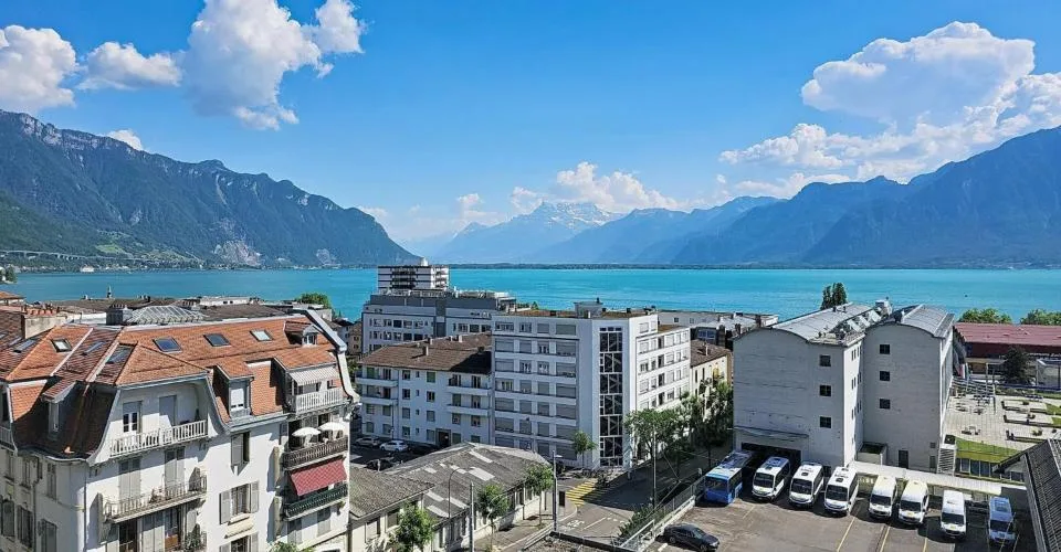 Superbe attique de 4 pièces avec grande terrasse et vue panoramique
