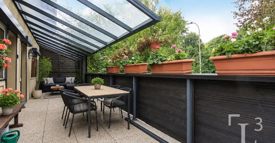 Immeuble mixte avec local commercial et appartements