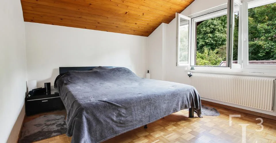 Immeuble mixte avec local commercial et appartements