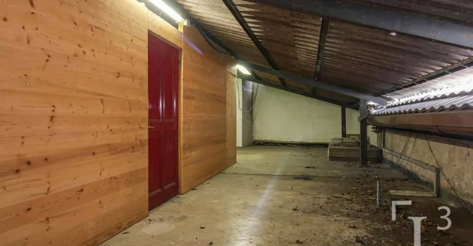Immeuble mixte avec local commercial et appartements