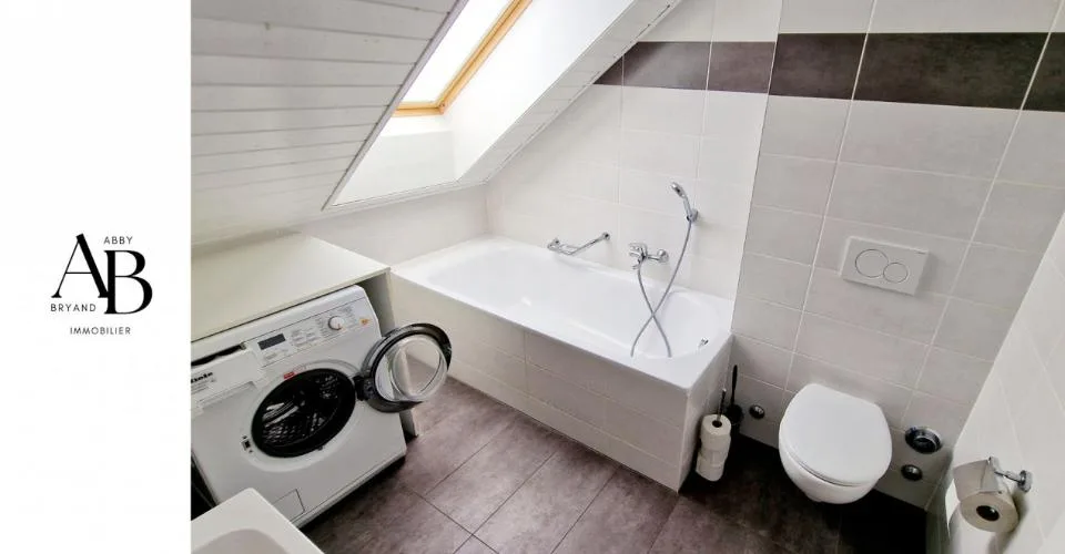 En exclusivité, Duplex vue lac et Mont-Blanc, centre Village à Arzier