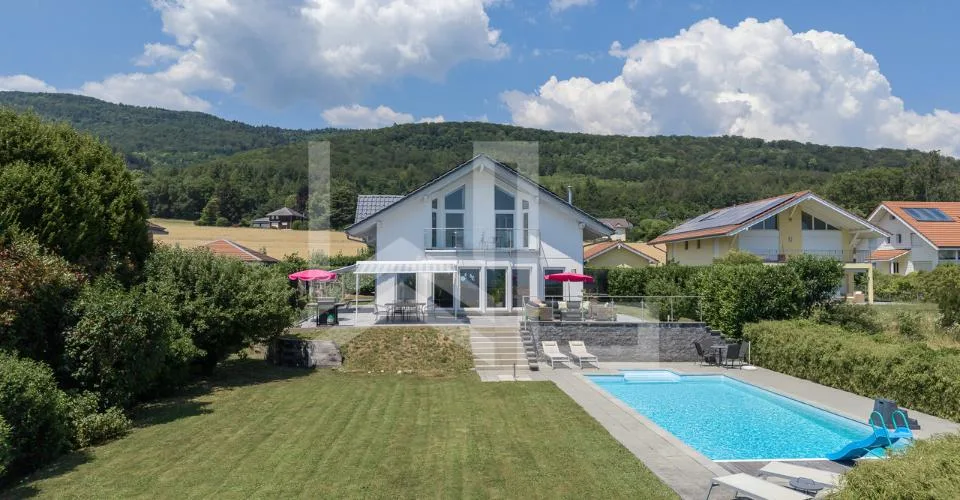 Propriété contemporaine avec vue