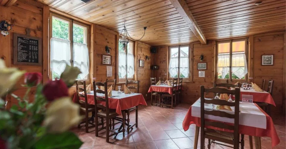Restaurant de charme avec habitation ? Une adresse emblématique au coe – photo 4 sur 12