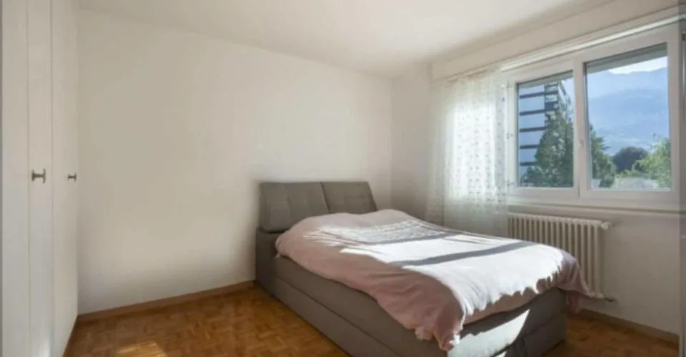 Au bord du lac - Appartement remis à neuf en exclusivité