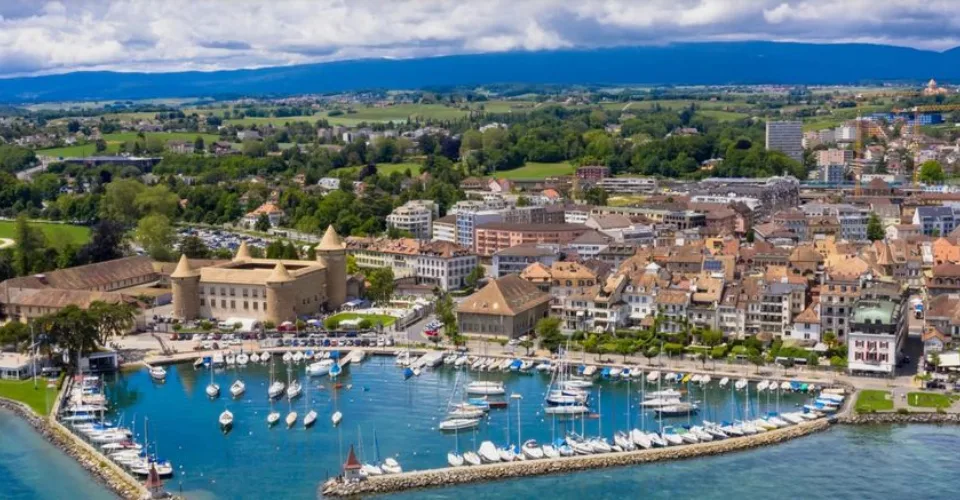 MORGES: Plusieurs villas individuelles d'exception dans les environs